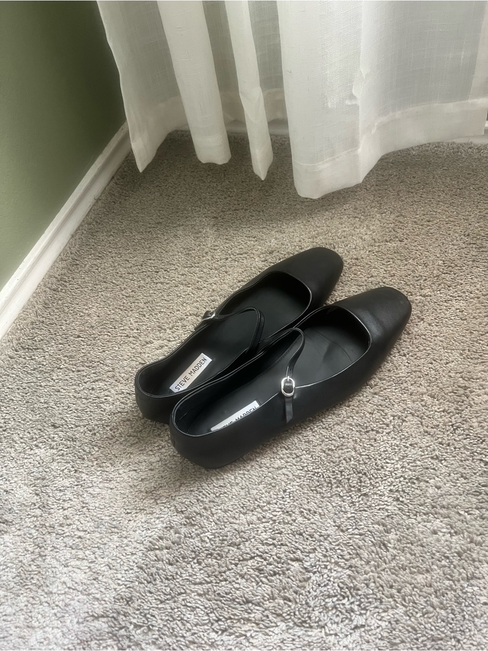 Steve Madden Black Mary Jane Flats with Buckle